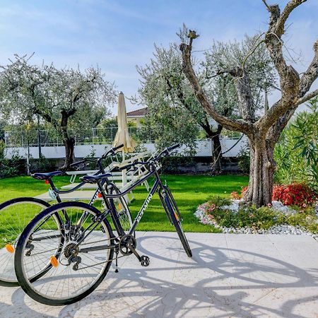Le Ville Della Romantica Manerba del Garda Exterior photo